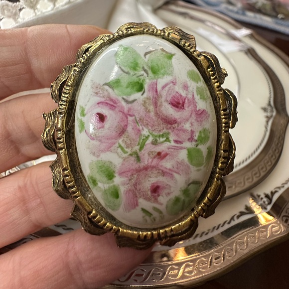 Vintage Jewelry - Cottagecore Vintage Porcelain Pink Rose
Floral Brooch with Gold Tone Metal Frame